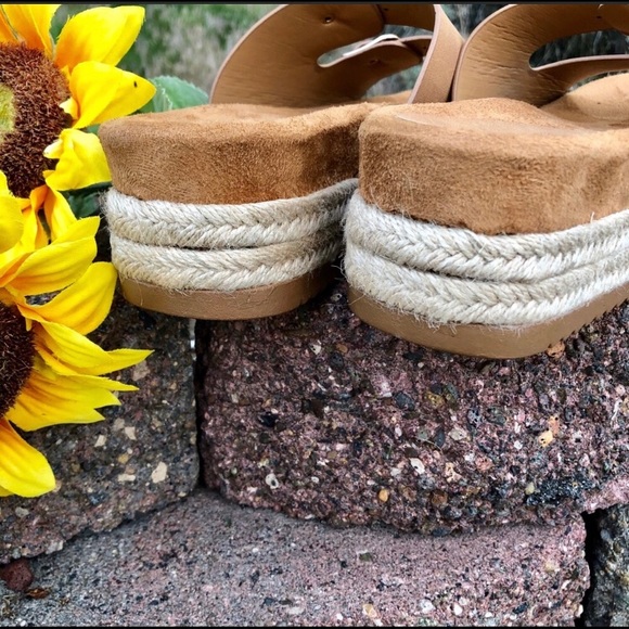 New! Tan Espadrille Birkenstock Style Sandal - Picture 6 of 8